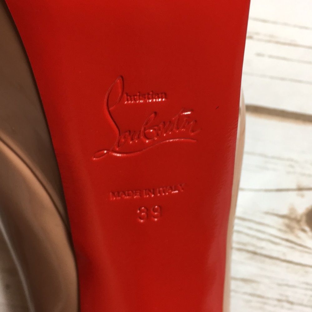 Christian Louboutin Victoria Patent Nude Pump 160 - Picture 3 of 5